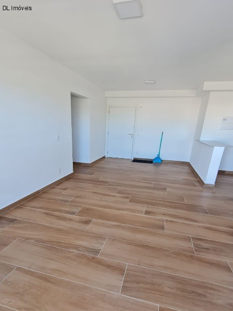 Apartamento à venda com 2 quartos, 57m² - Foto 15