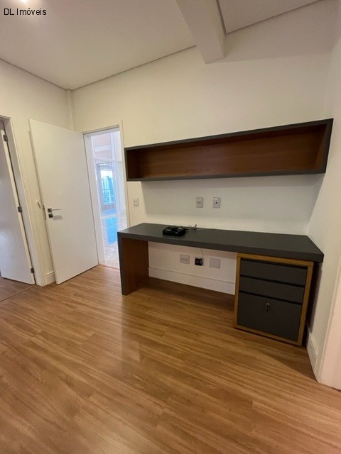 Apartamento à venda com 4 quartos, 189m² - Foto 11