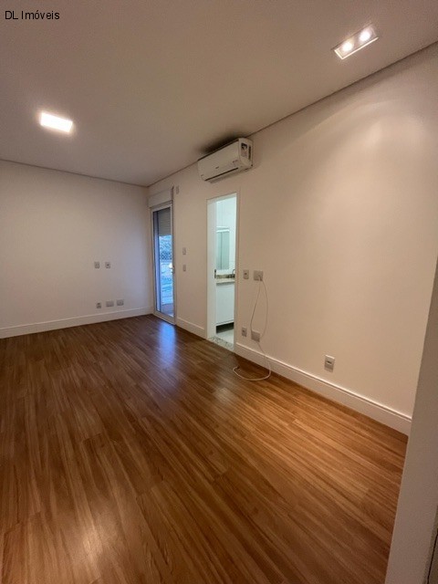 Apartamento à venda com 4 quartos, 189m² - Foto 14