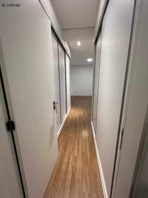 Apartamento à venda com 4 quartos, 189m² - Foto 12