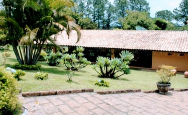 Fazenda à venda com 5 quartos, 550m² - Foto 3