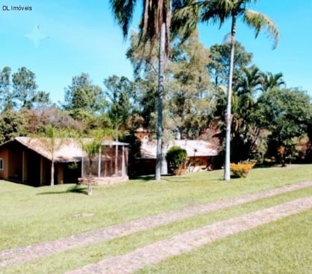 Fazenda à venda com 5 quartos, 550m² - Foto 4