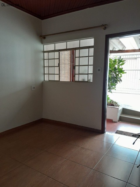 Casa à venda com 3 quartos, 240m² - Foto 5