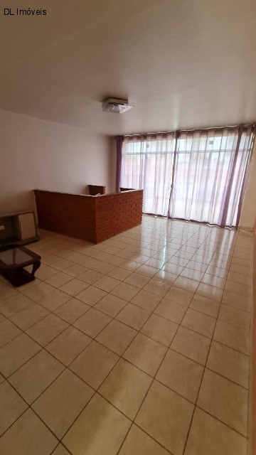 Casa para alugar com 2 quartos, 183m² - Foto 20