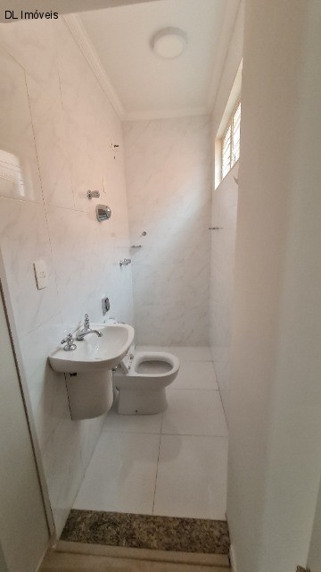 Casa para alugar com 2 quartos, 183m² - Foto 10