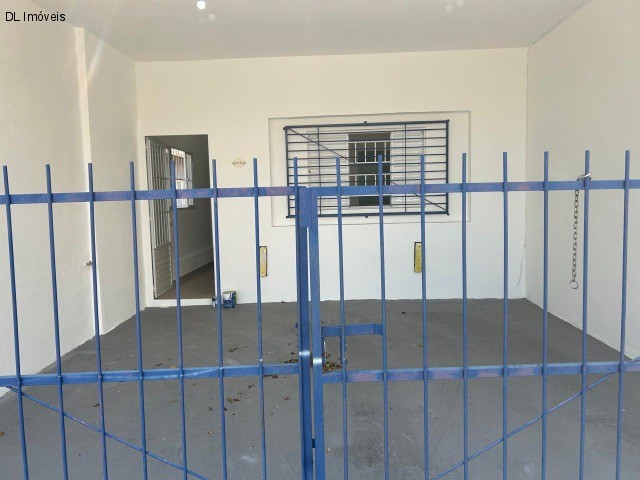 Casa para alugar com 2 quartos, 100m² - Foto 9