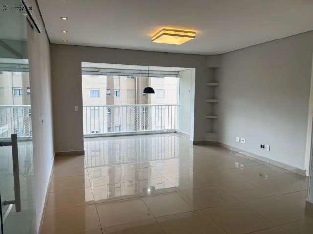 Apartamento para alugar com 2 quartos, 112m² - Foto 16