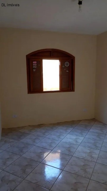 Casa à venda com 4 quartos, 500m² - Foto 2