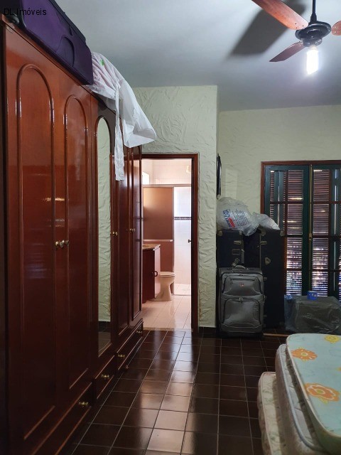 Casa à venda com 3 quartos, 420m² - Foto 30