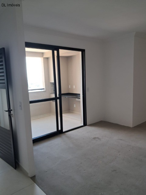 Apartamento à venda com 3 quartos, 105m² - Foto 19