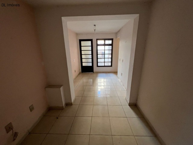 Casa à venda com 3 quartos, 308m² - Foto 19