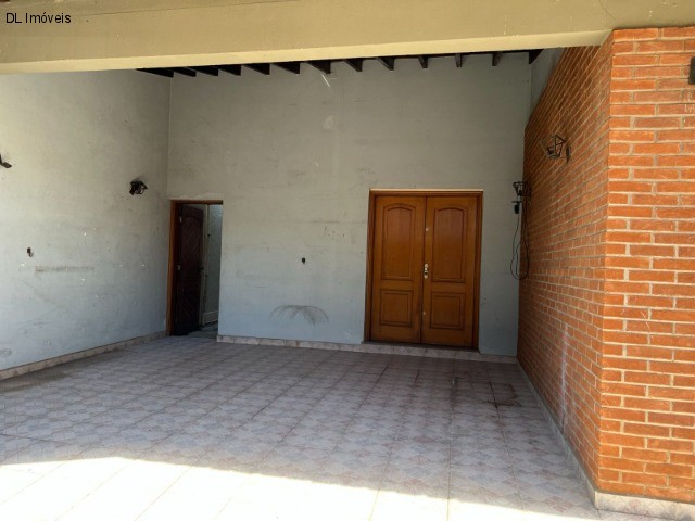 Casa à venda com 3 quartos, 308m² - Foto 8