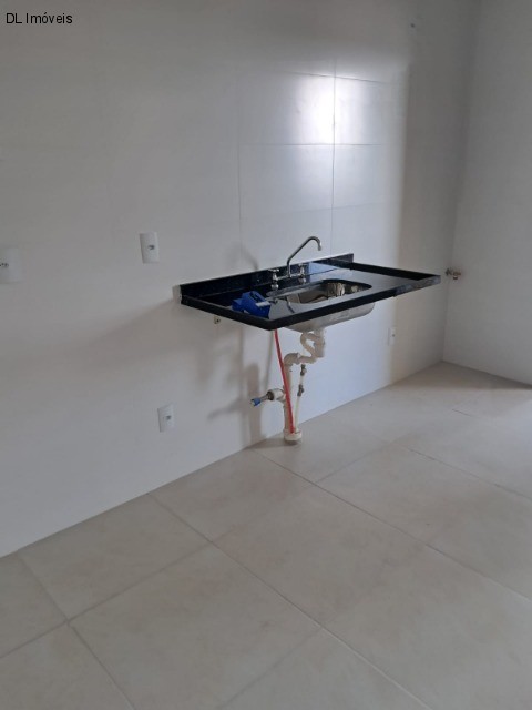 Apartamento à venda com 3 quartos, 105m² - Foto 3