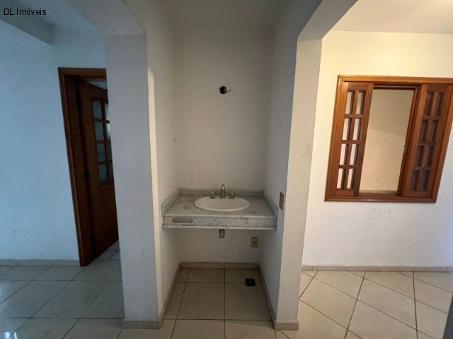Casa à venda com 3 quartos, 308m² - Foto 28
