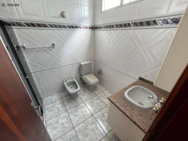 Casa à venda com 3 quartos, 308m² - Foto 13
