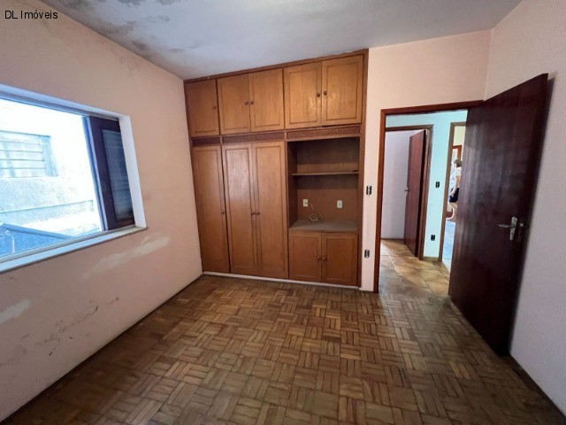Casa à venda com 3 quartos, 308m² - Foto 15