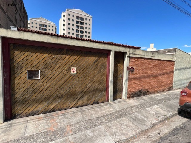 Casa à venda com 3 quartos, 308m² - Foto 9