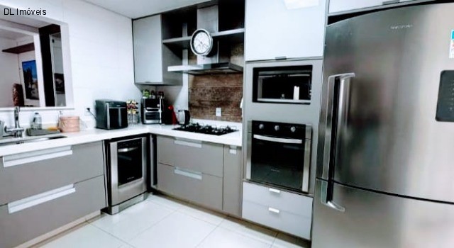 Sobrado à venda com 3 quartos, 240m² - Foto 8