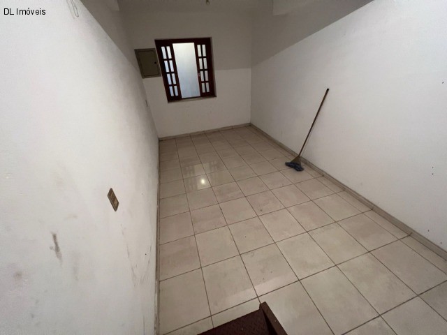 Casa à venda com 3 quartos, 308m² - Foto 30