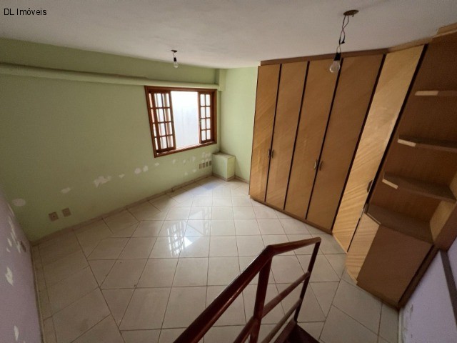 Casa à venda com 3 quartos, 308m² - Foto 25