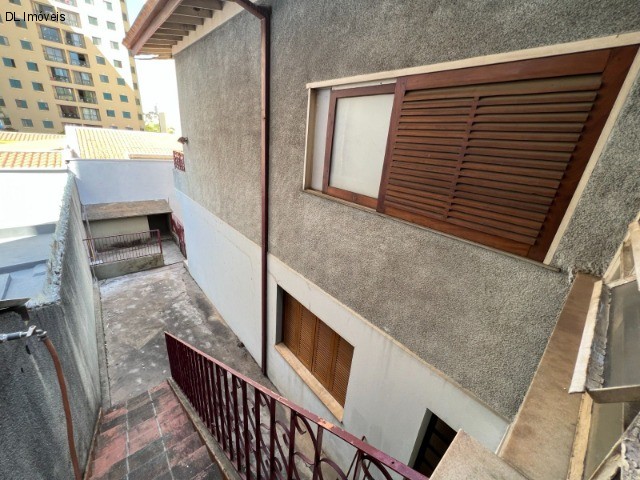 Casa à venda com 3 quartos, 308m² - Foto 24