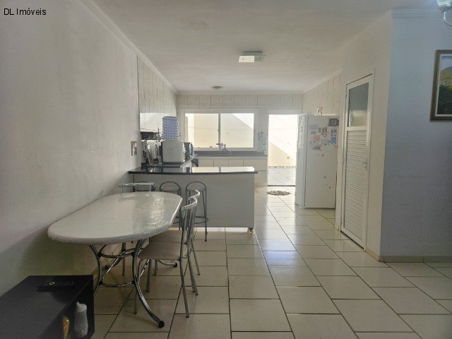 Sobrado à venda com 4 quartos, 152m² - Foto 3