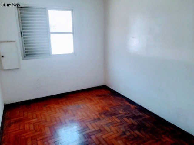 Casa à venda com 3 quartos, 150m² - Foto 4