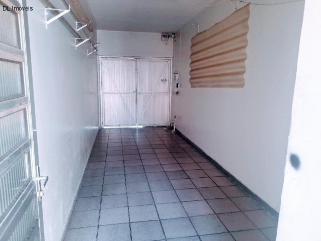 Casa à venda com 3 quartos, 150m² - Foto 11
