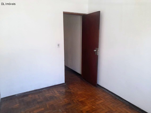 Casa à venda com 3 quartos, 150m² - Foto 17