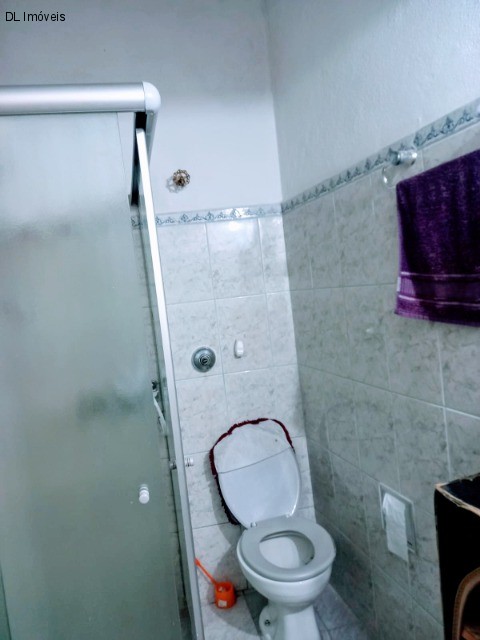 Casa à venda com 2 quartos, 127m² - Foto 3