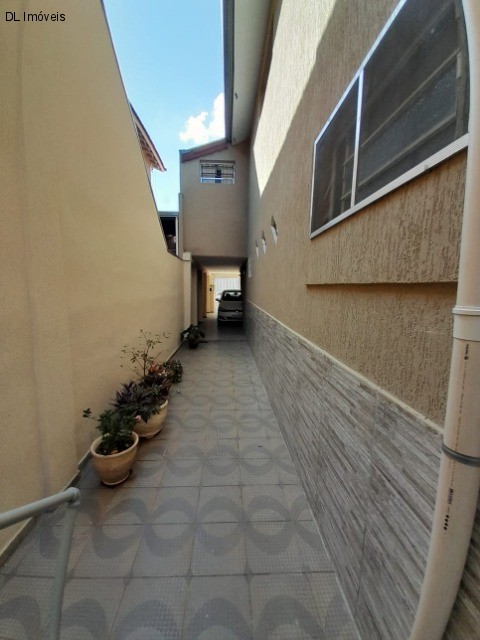 Sobrado à venda com 3 quartos, 250m² - Foto 14