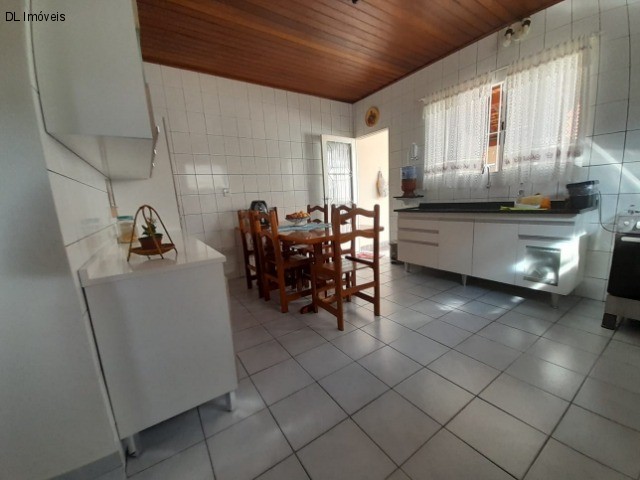 Sobrado à venda com 3 quartos, 250m² - Foto 13