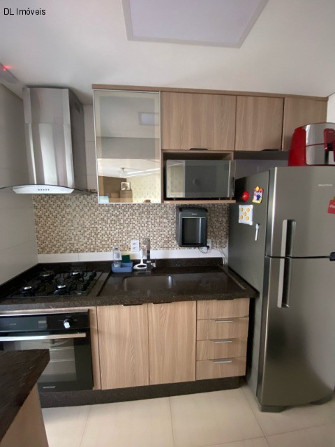 Apartamento à venda com 2 quartos, 48m² - Foto 1