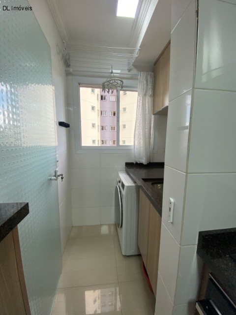 Apartamento à venda com 2 quartos, 48m² - Foto 2