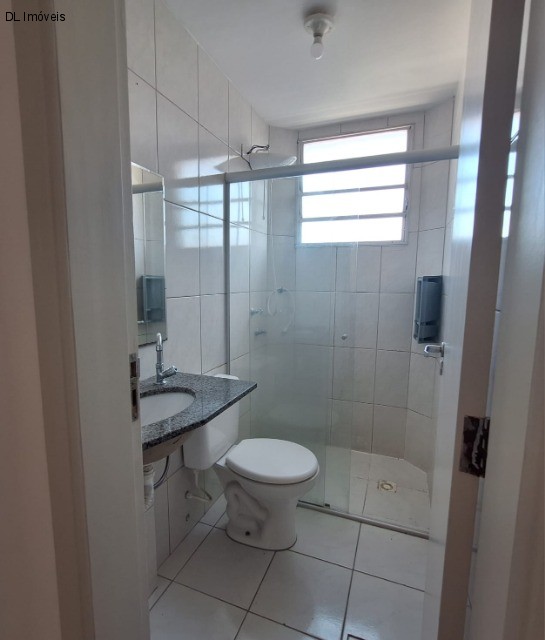 Apartamento para alugar com 2 quartos, 50m² - Foto 2