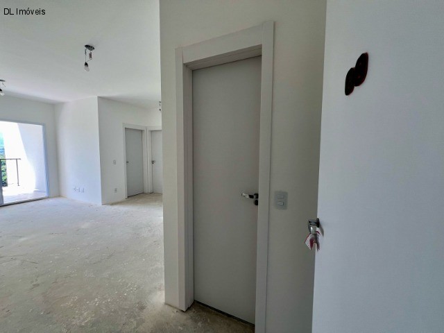 Apartamento à venda com 3 quartos, 85m² - Foto 6