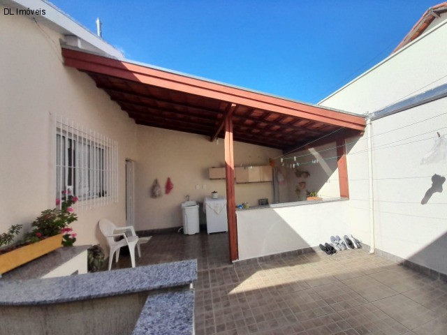 Sobrado à venda com 3 quartos, 250m² - Foto 3