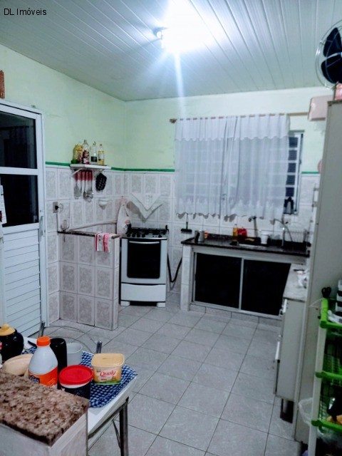 Casa à venda com 2 quartos, 127m² - Foto 7