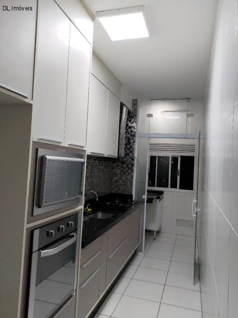 Apartamento para alugar com 3 quartos, 80m² - Foto 22