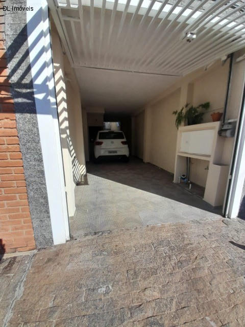 Sobrado à venda com 3 quartos, 250m² - Foto 8