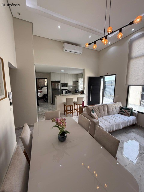 Casa à venda com 3 quartos, 200m² - Foto 5