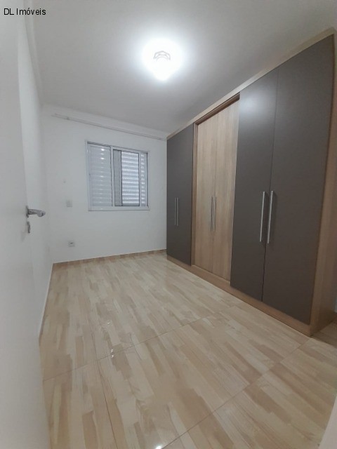 Apartamento para alugar com 2 quartos, 54m² - Foto 7