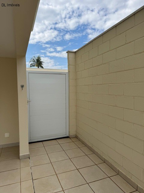 Casa de Condomínio à venda com 3 quartos, 250m² - Foto 48