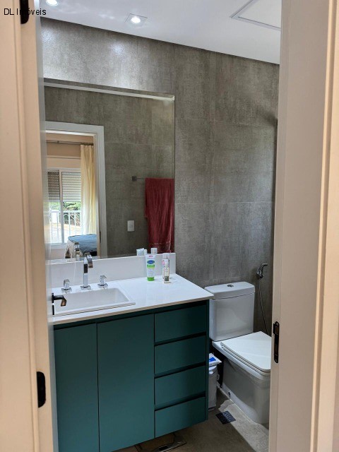 Casa de Condomínio à venda com 3 quartos, 250m² - Foto 33