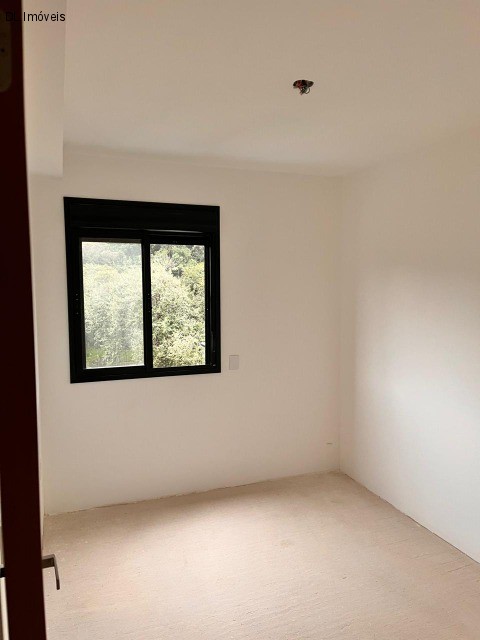 Apartamento à venda com 3 quartos, 95m² - Foto 7