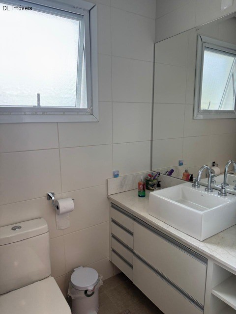 Casa de Condomínio à venda com 3 quartos, 250m² - Foto 37