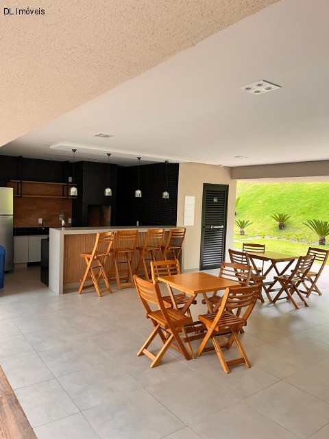 Apartamento à venda com 3 quartos, 95m² - Foto 3