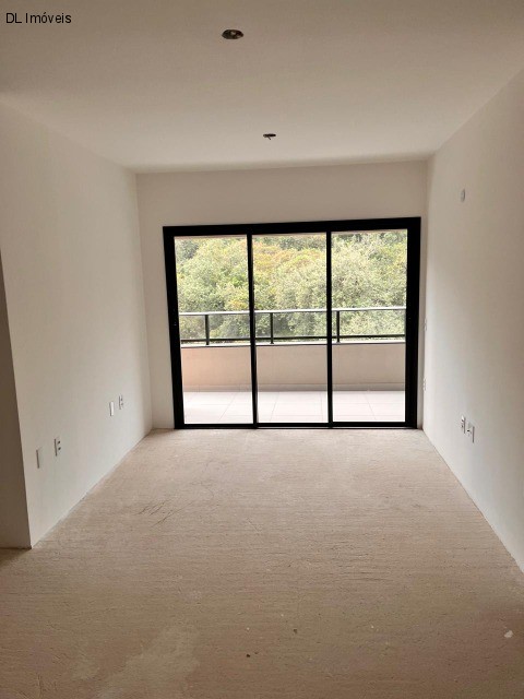 Apartamento à venda com 3 quartos, 95m² - Foto 18