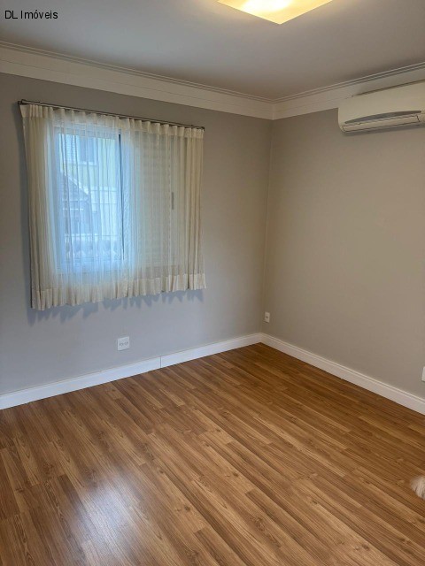 Casa de Condomínio à venda com 3 quartos, 250m² - Foto 12