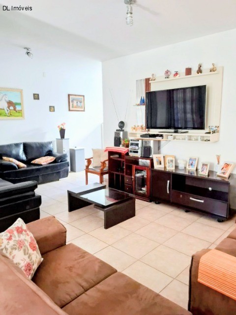 Casa, 3 quartos, 153 m² - Foto 4